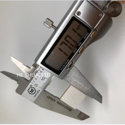 Piezoelectric plate with length 17 mm