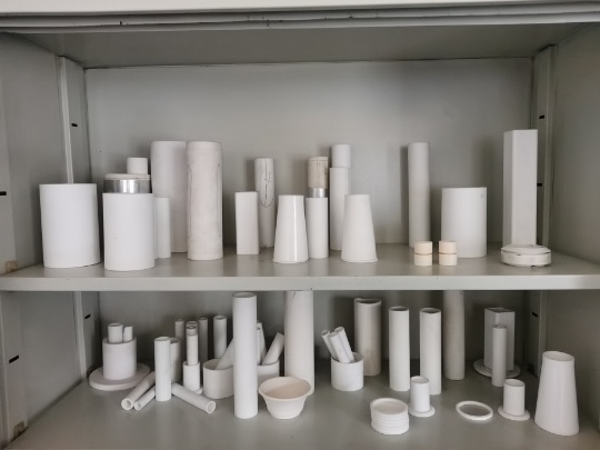 large size ceramic tube from HE SHUAI Ltd
