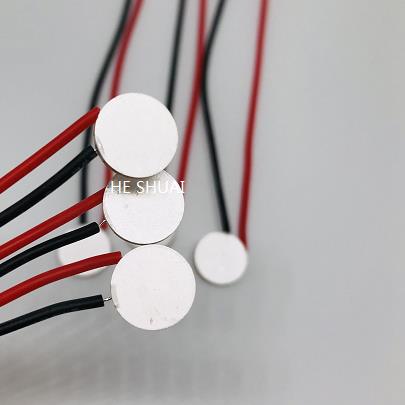 ultrasonic flow transducer